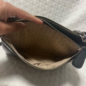 Black double zip cross body Guess purse gorgeous simple design soft material